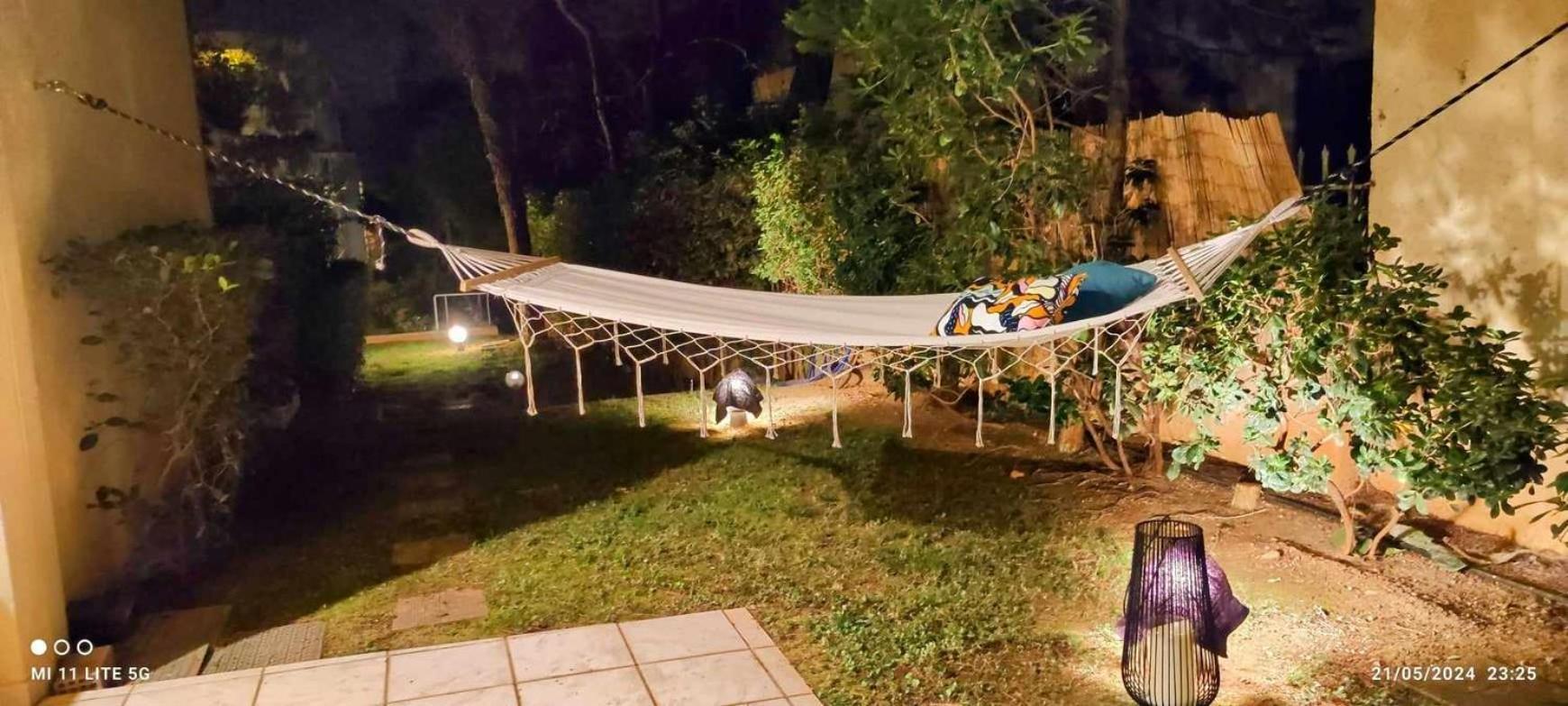 Garden Apartment With Bbq In The Athenian Riviera エクステリア 写真