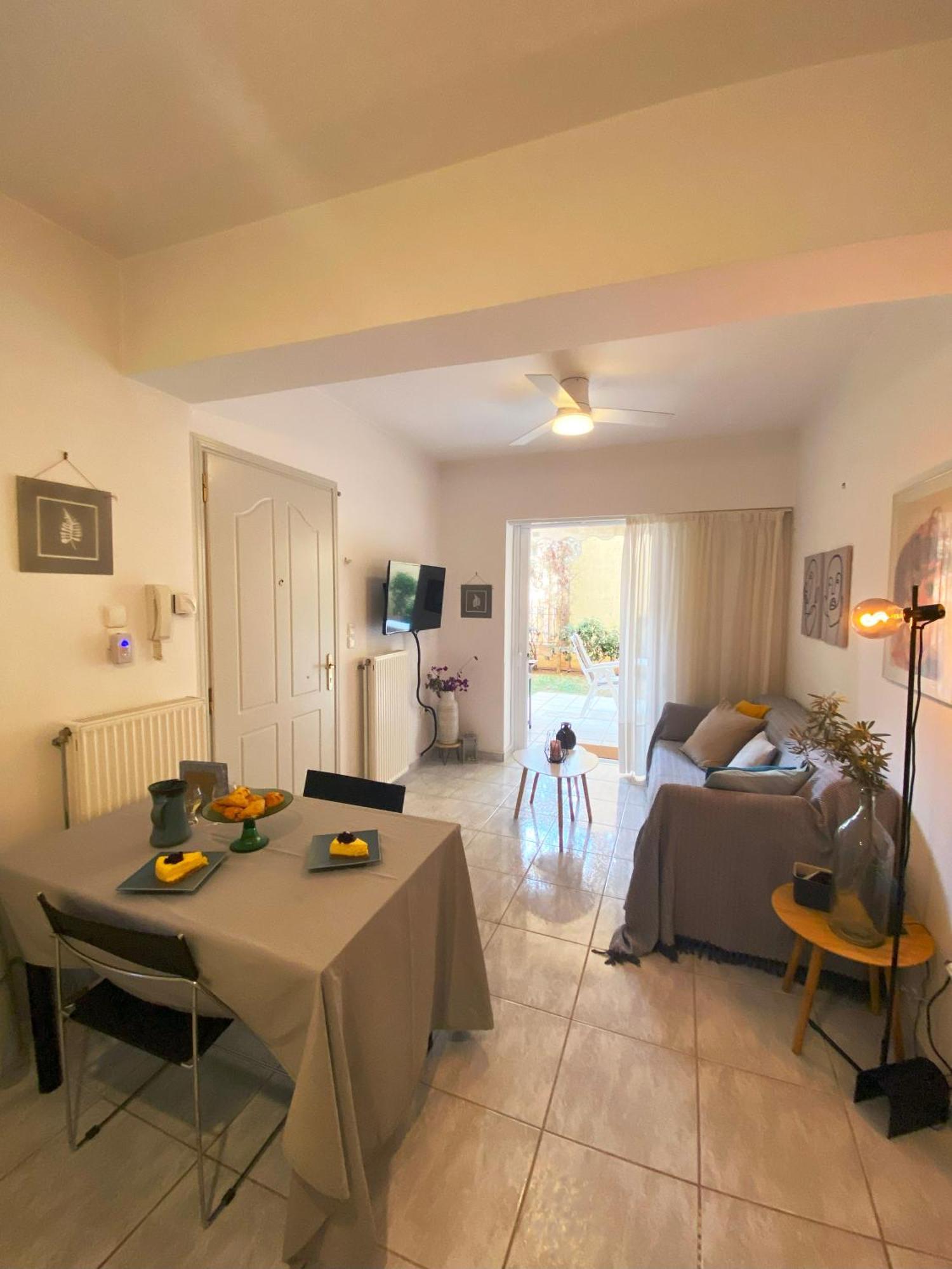 Garden Apartment With Bbq In The Athenian Riviera エクステリア 写真
