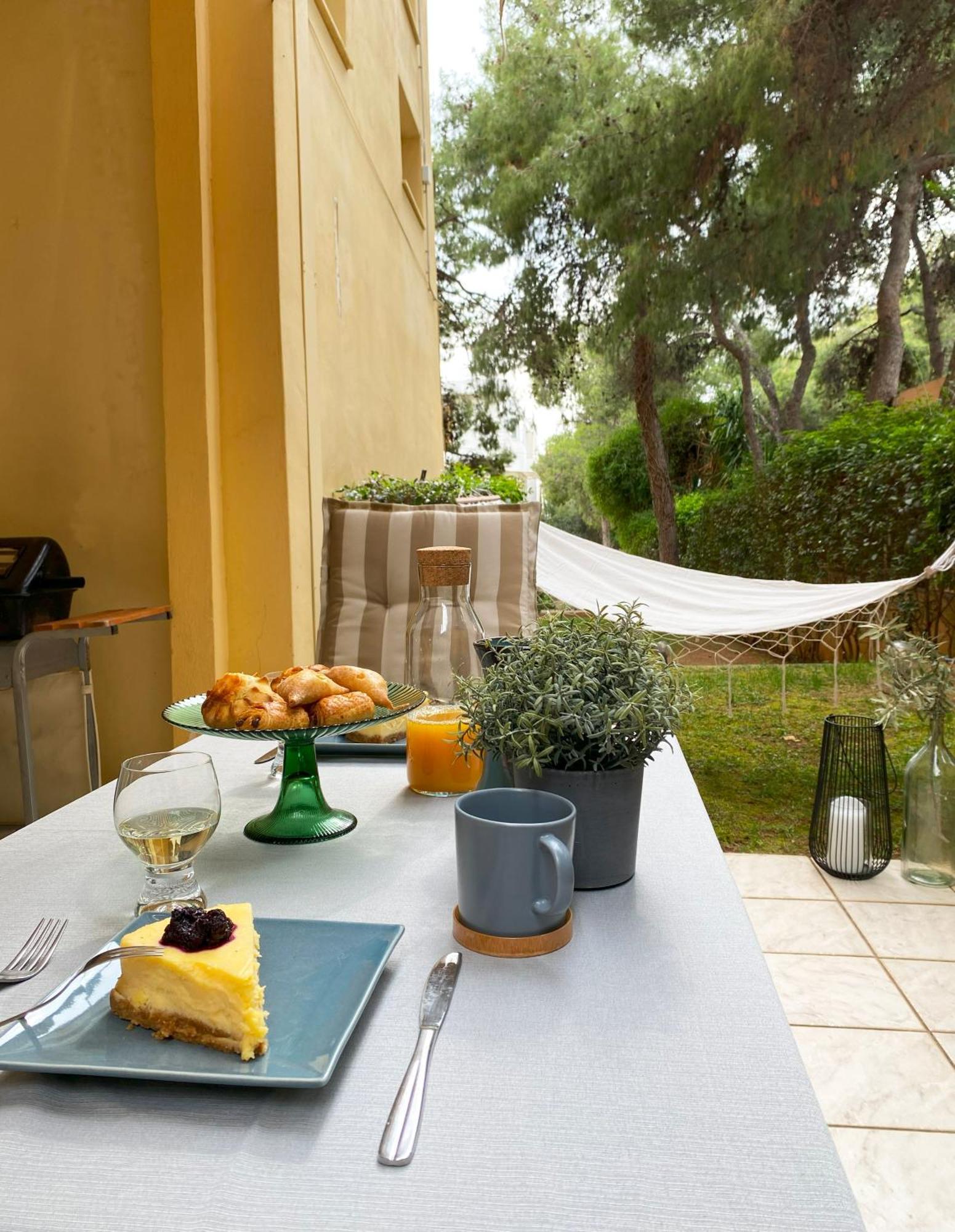 Garden Apartment With Bbq In The Athenian Riviera エクステリア 写真
