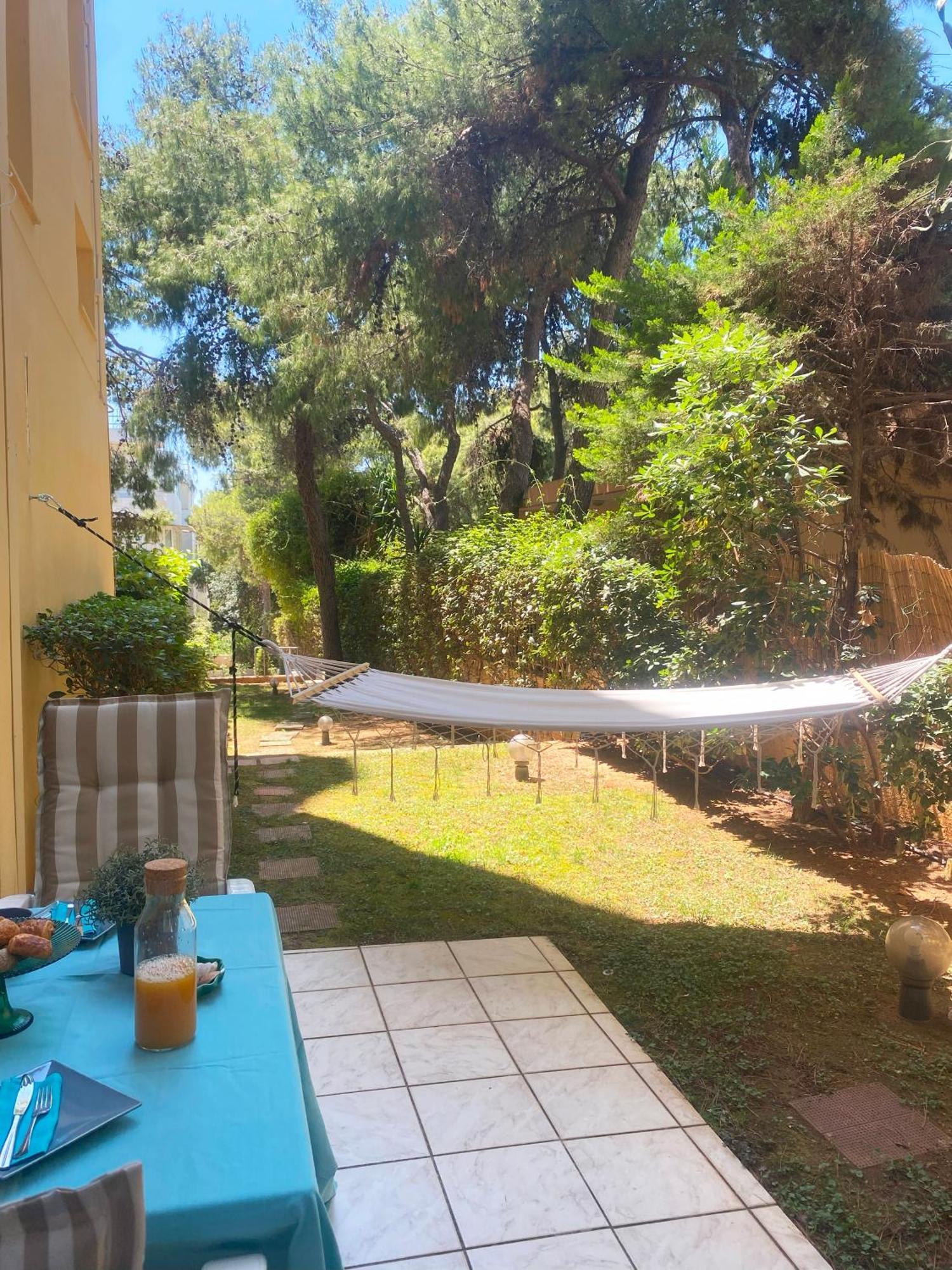 Garden Apartment With Bbq In The Athenian Riviera エクステリア 写真